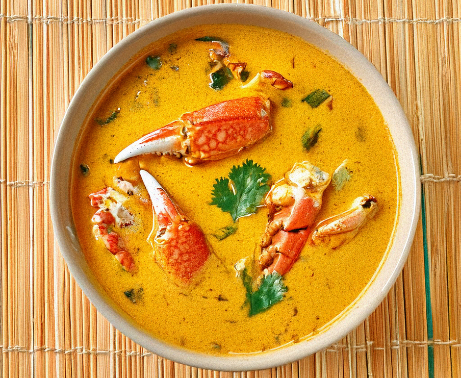 Njandu Soup is a flavorful and comforting seafood soup originating from Kerala, South India. It combines tender crab with a rich blend of spices and coconut milk, making it a popular choice for any seafood lover.